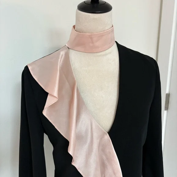 Cinq A Sept Top, V Neck, Size Small - Picture 2 of 10